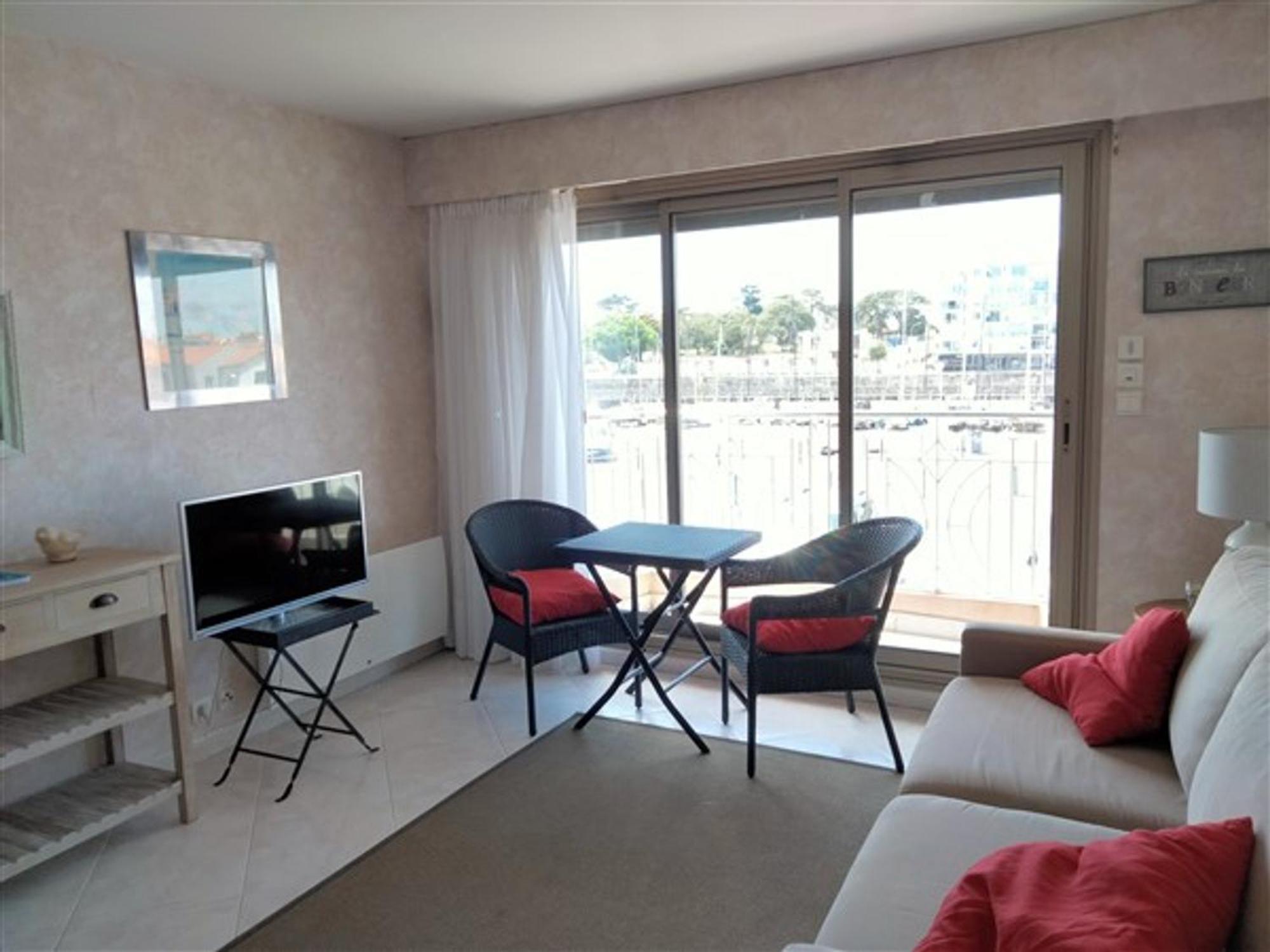 Studio Alcove - Face Au Chenal, 50M Plage/Port, 700M Centre-Ville, Capacite 3 Pers., Confort Moderne - Fr-1-331-202 Les Sables-dʼOlonne Dış mekan fotoğraf